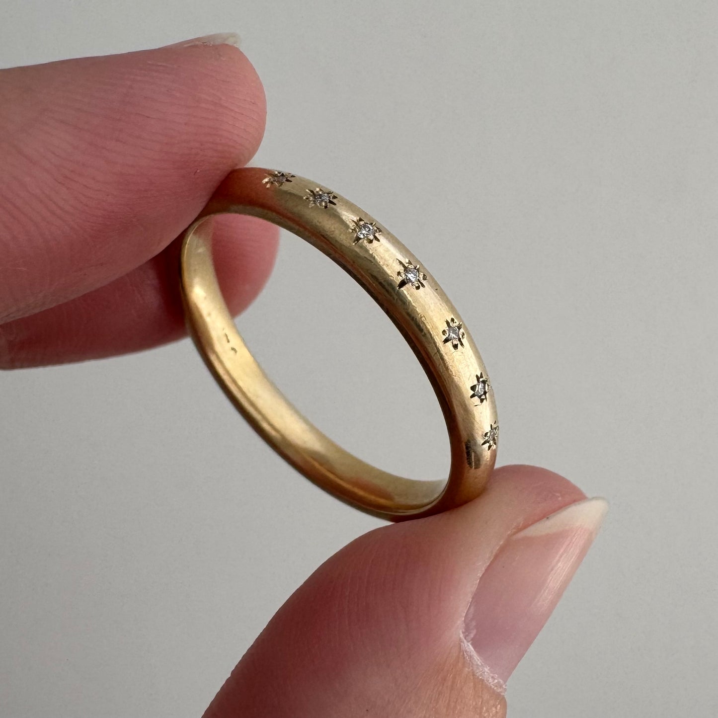 reimagined V I N T A G E // star story / 14k skinny donut band with seven new star-set diamonds / size 12