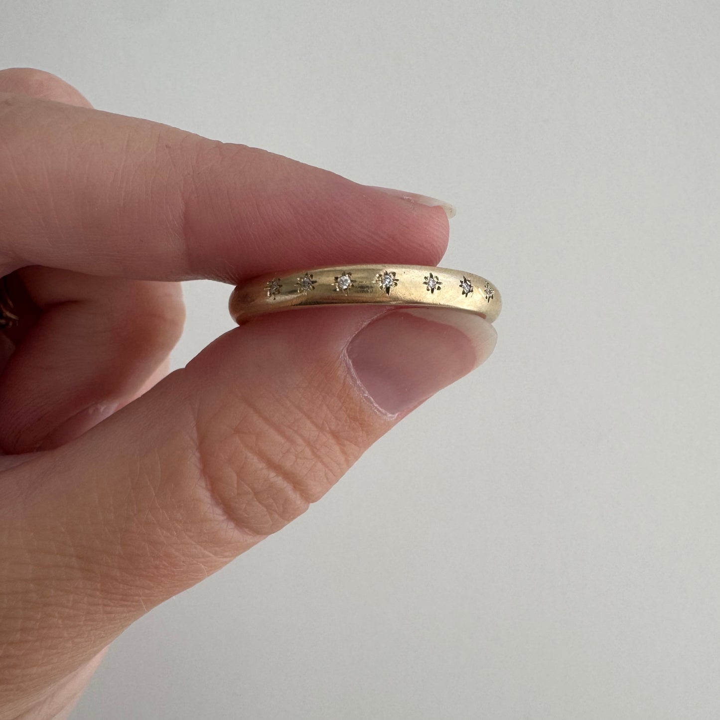 reimagined V I N T A G E // star story / 14k skinny donut band with seven new star-set diamonds / size 12