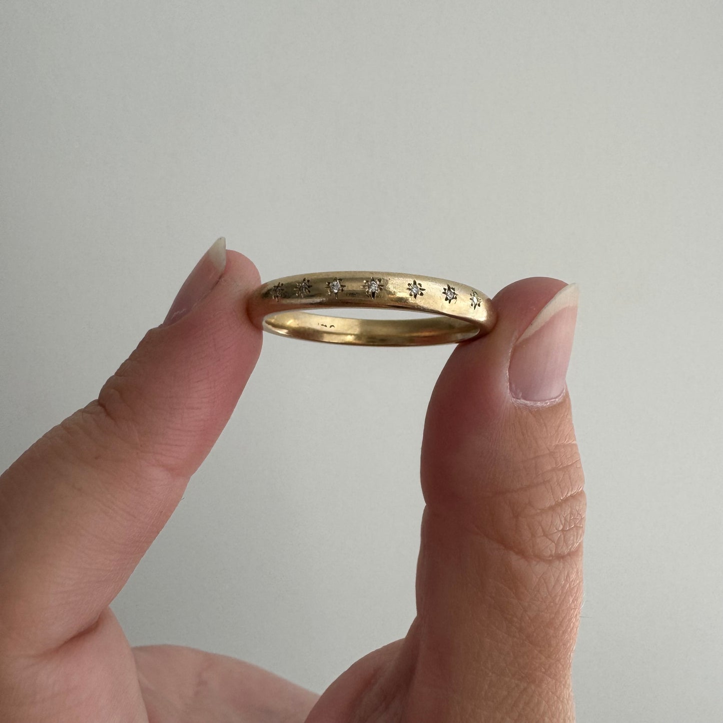 reimagined V I N T A G E // star story / 14k skinny donut band with seven new star-set diamonds / size 12