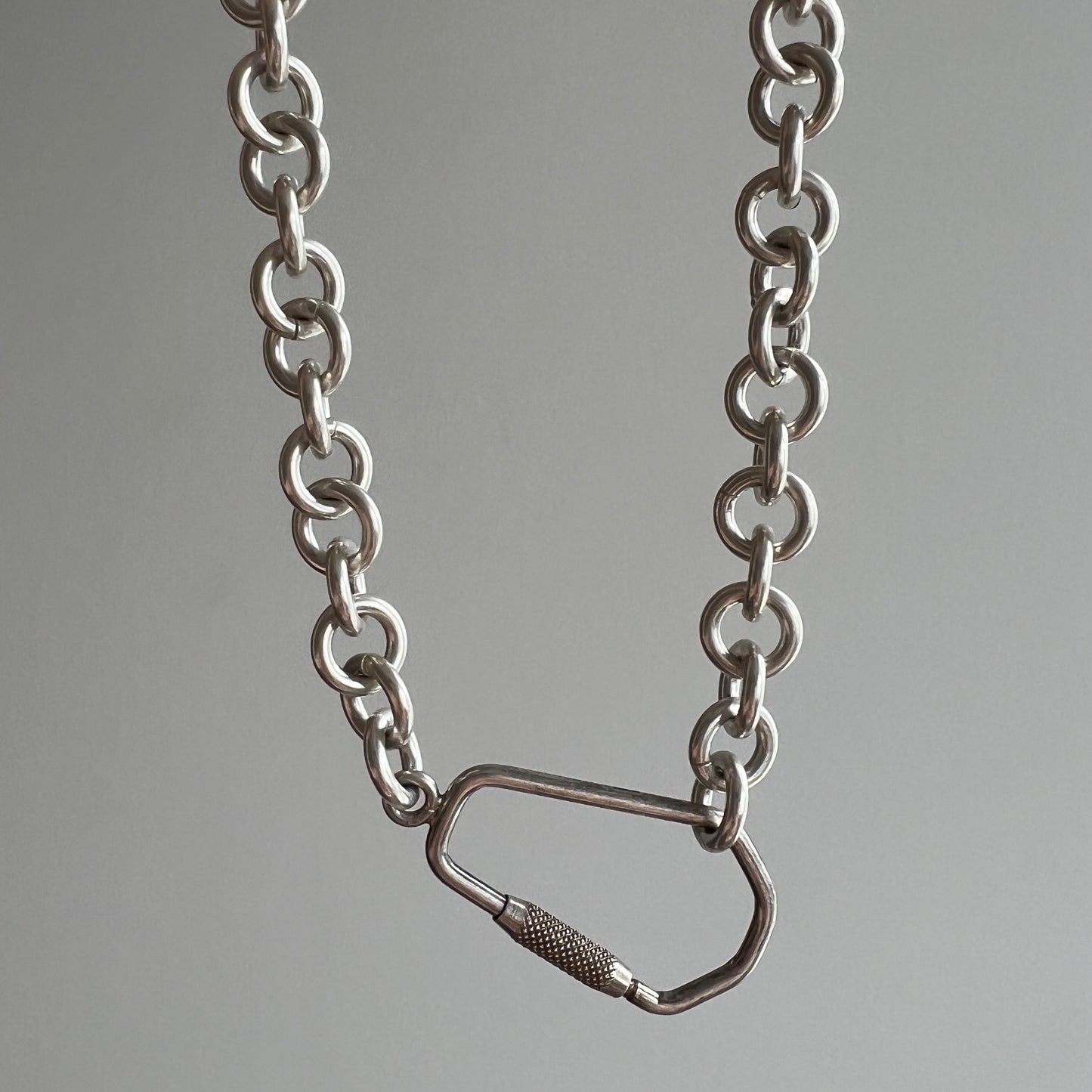 reimagined V I N T A G E // coffin connector / sterling silver rolo chain with carabiner pendant holder / up to 17",