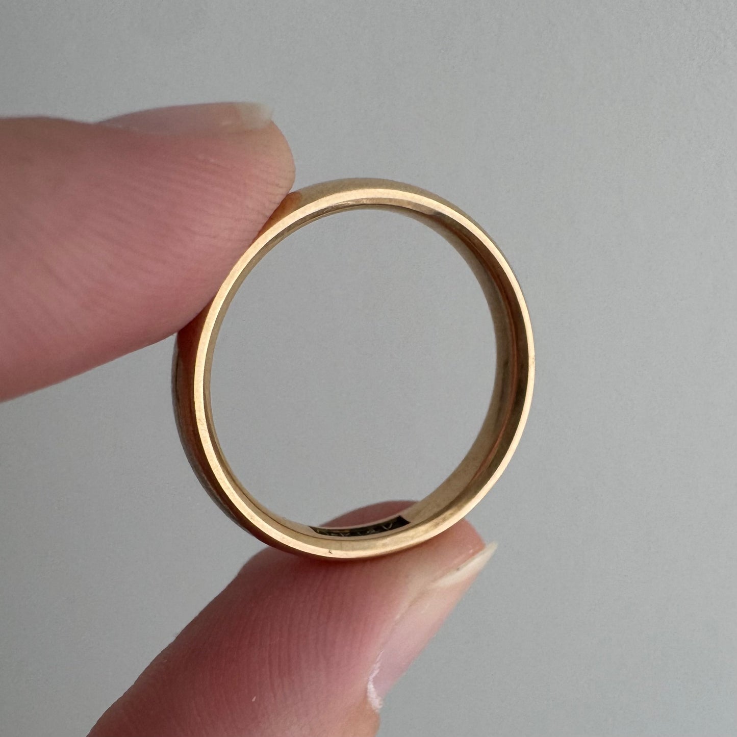 reimagined A N T I Q U E // star story / 14k slightly rosy Ostby Barton comfort fit donut band with five new star-set diamonds / size 8