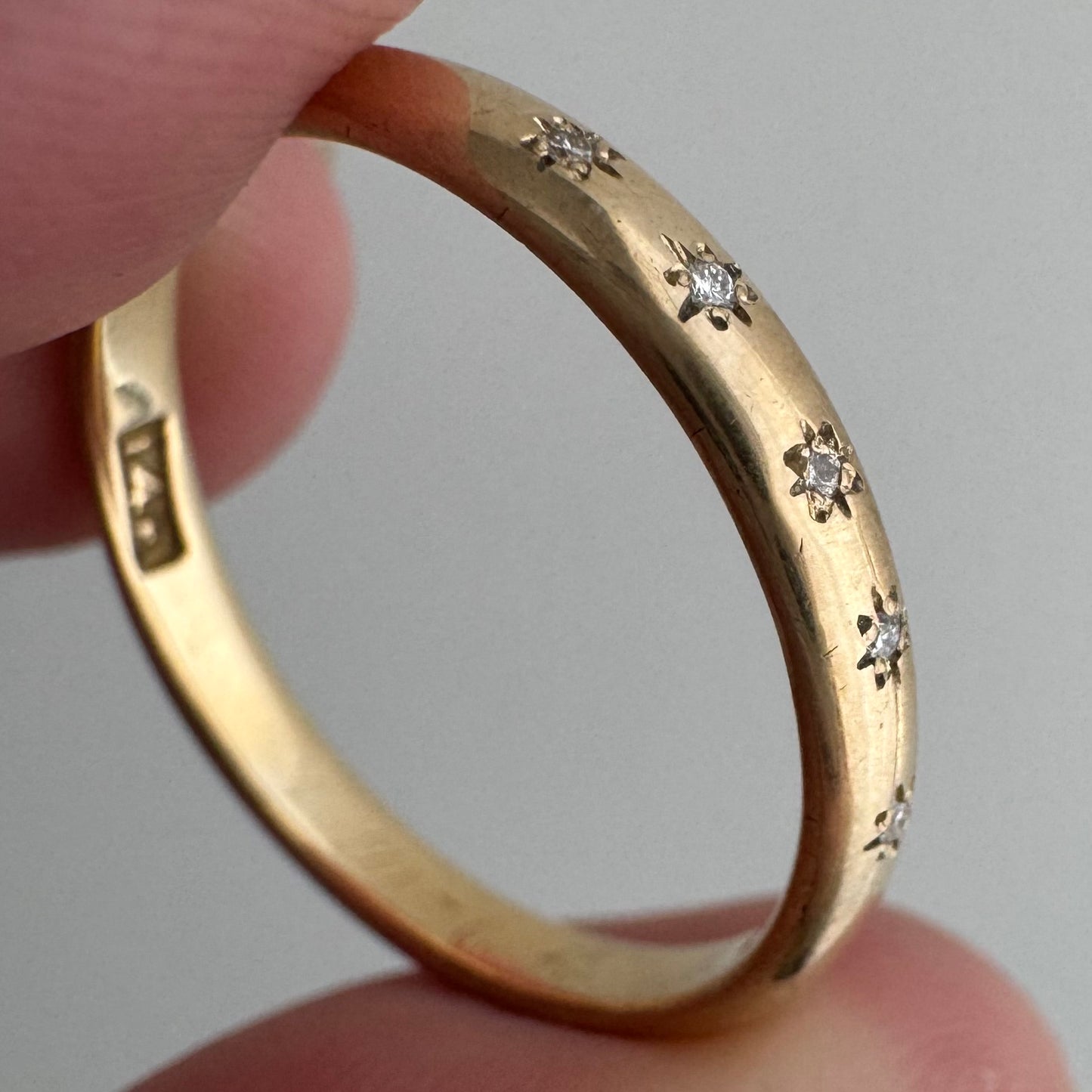 reimagined A N T I Q U E // star story / 14k art deco D-shaped band with five new star-set diamonds / size 8.75+
