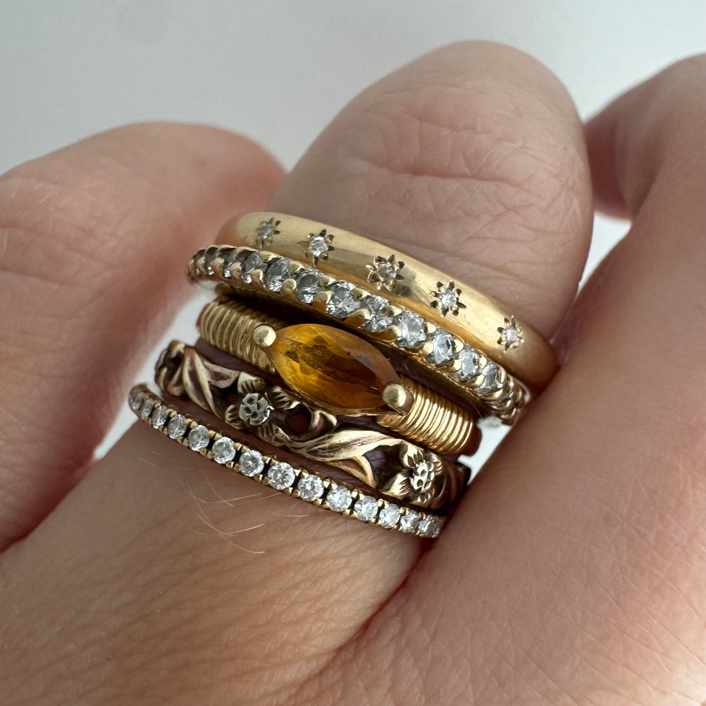 reimagined A N T I Q U E // star story / 14k art deco D-shaped band with five new star-set diamonds / size 8.75+