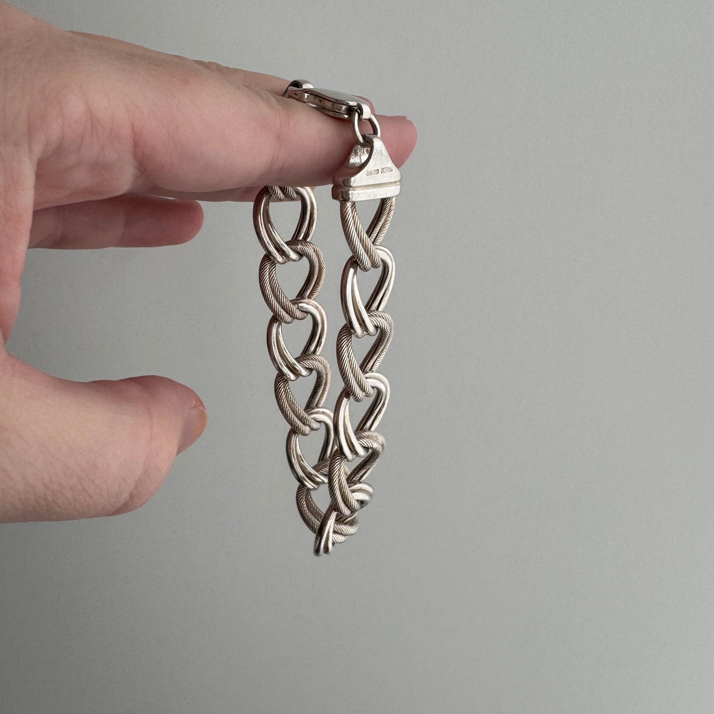 V I N T A G E // double curb possibilities / sterling silver wide fancy curb link bracelet / 7.5", 25g