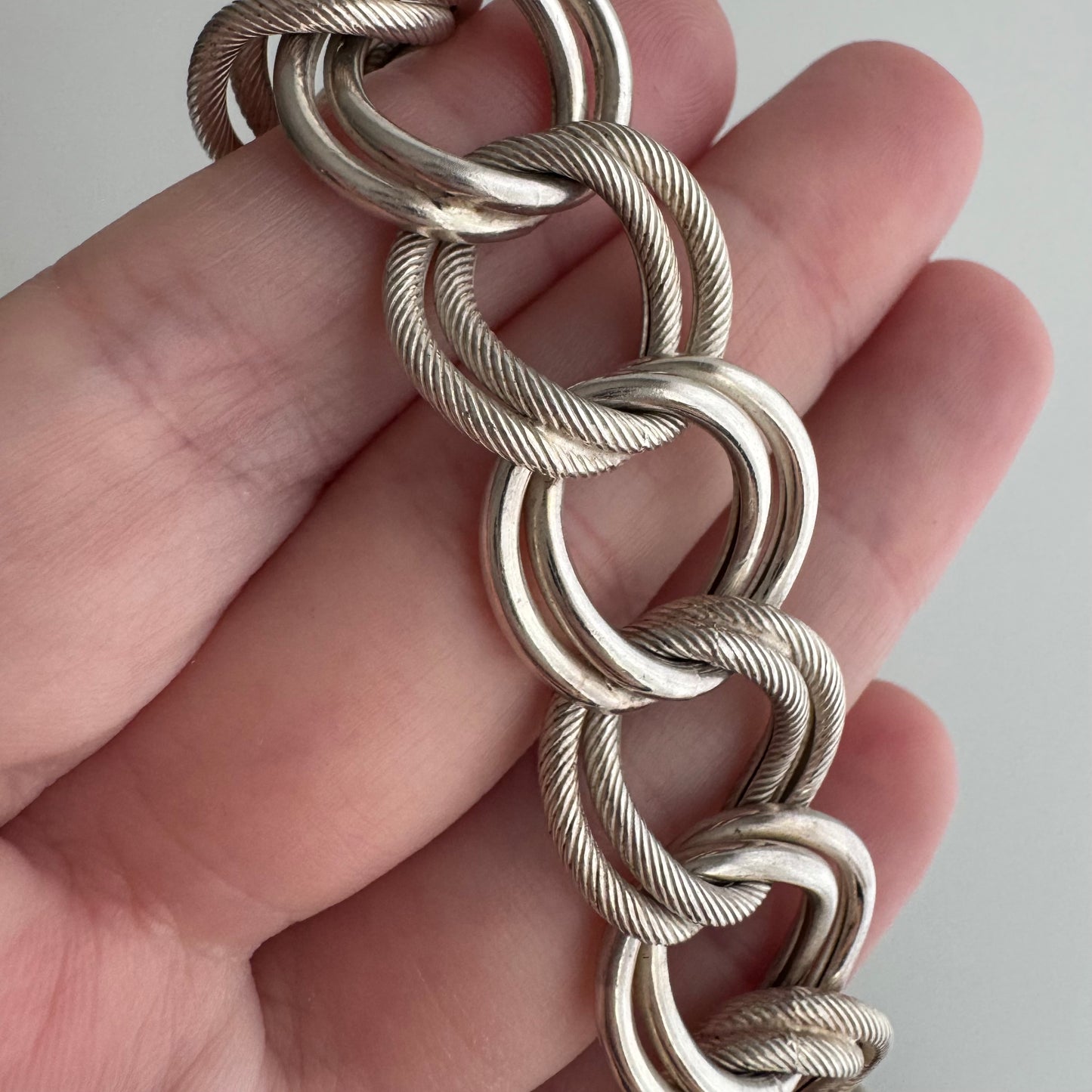 V I N T A G E // double curb possibilities / sterling silver wide fancy curb link bracelet / 7.5", 25g