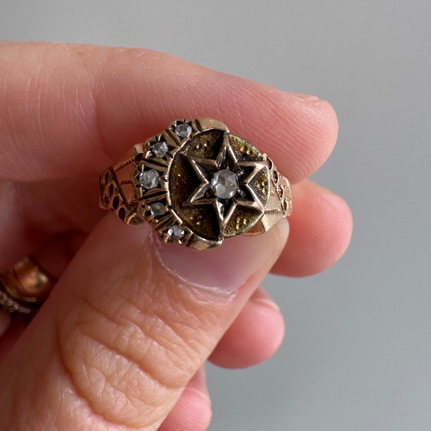 A N T I Q U E // victorian stardust / 10k rosy yellow crescent and star signet ring with rose cut diamonds / size 7