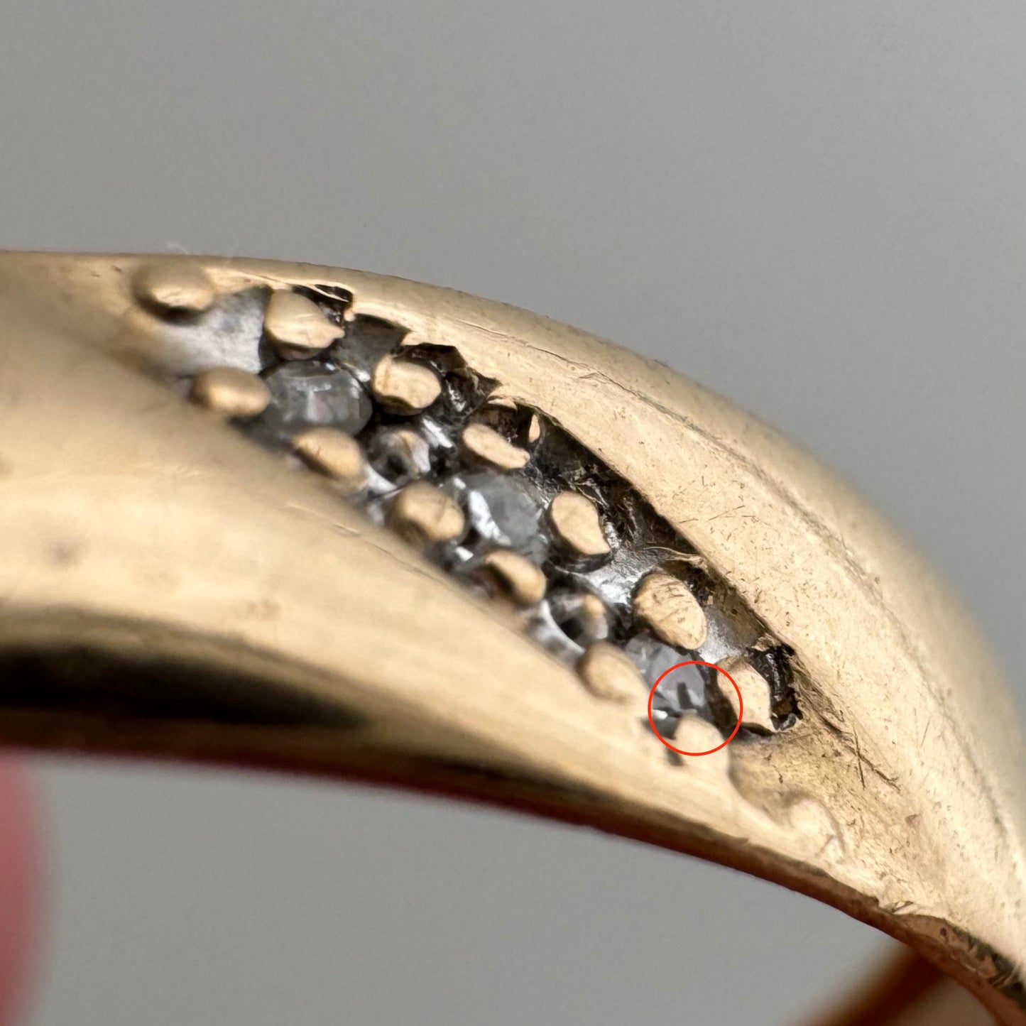 V I N T A G E // leaning trilogy / 14k and diamond tapered stacking band / size 11.5