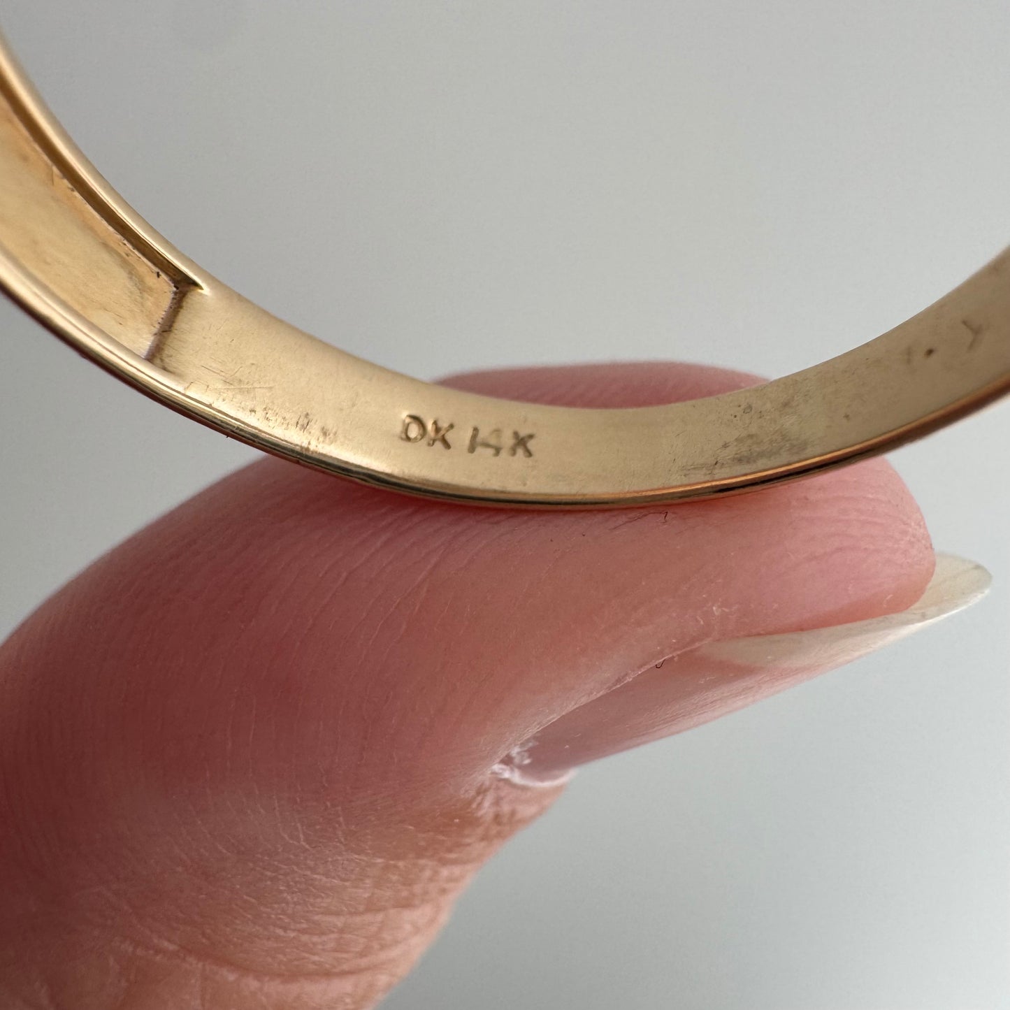 V I N T A G E // leaning trilogy / 14k and diamond tapered stacking band / size 11.5