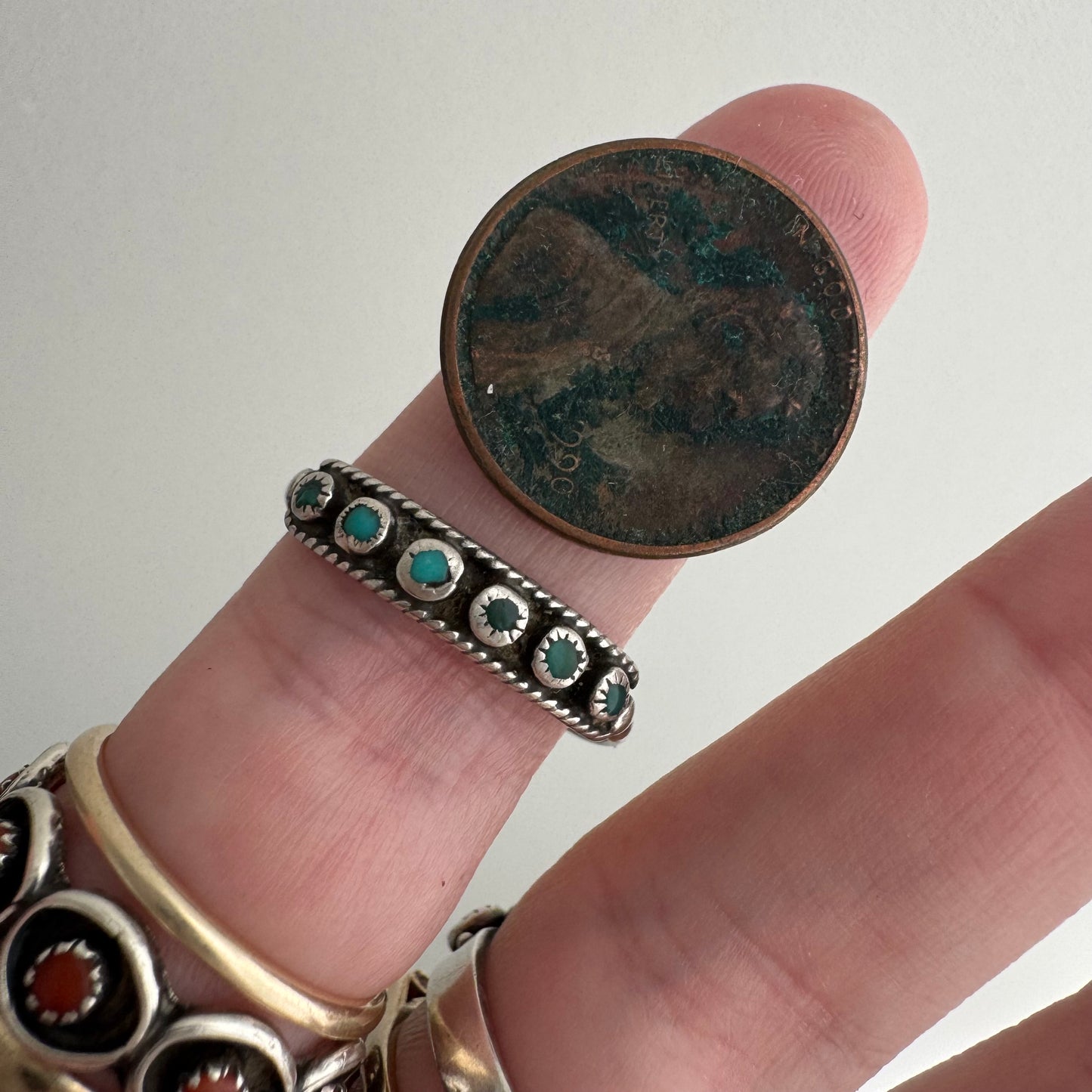 V I N T A G E // old and worn snake eye / sterling silver and turquoise older Zuni band / size 10+