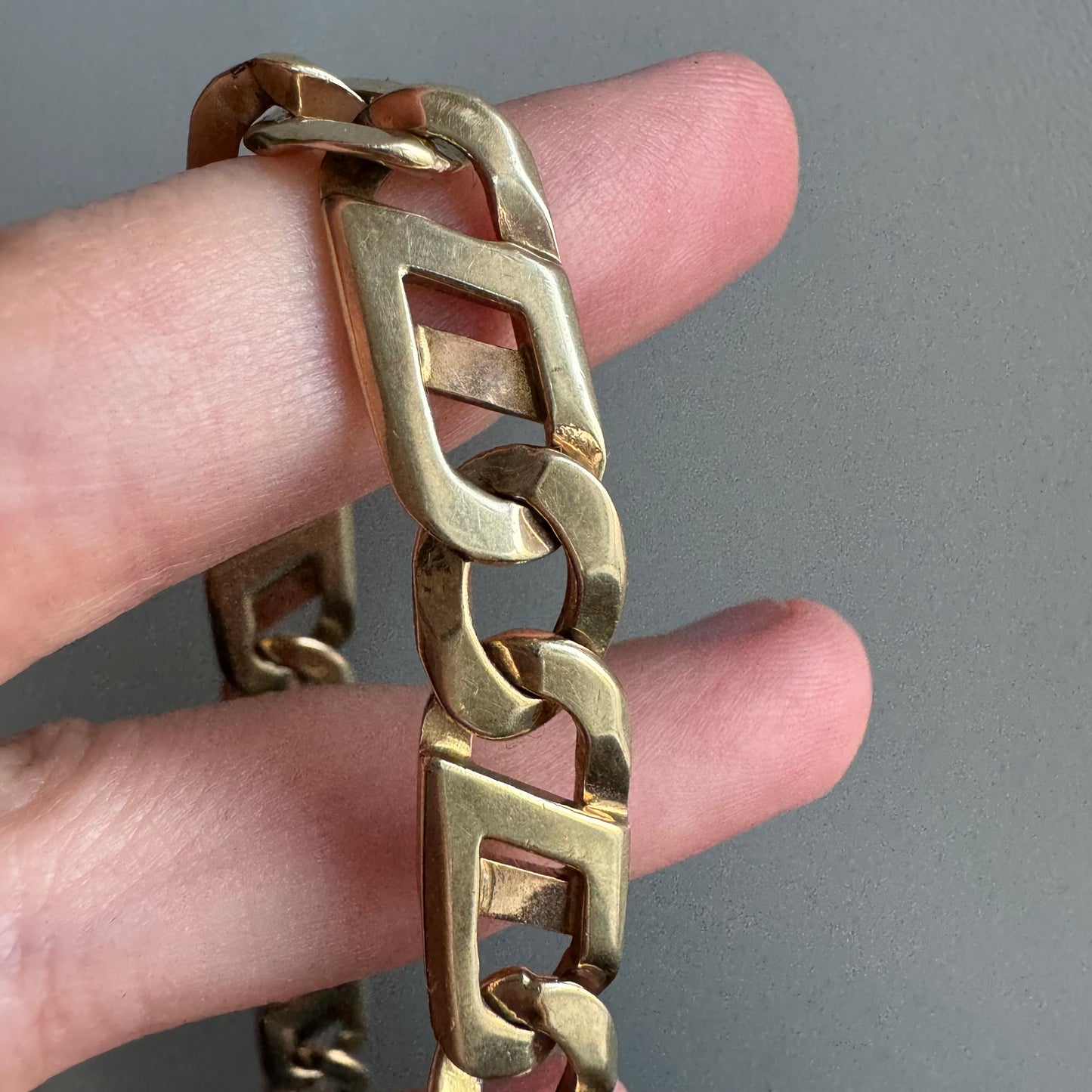 V I N T A G E // curb gone wild / 10k yellow gold fancy curb link bracelet / just over 8", 23.9g