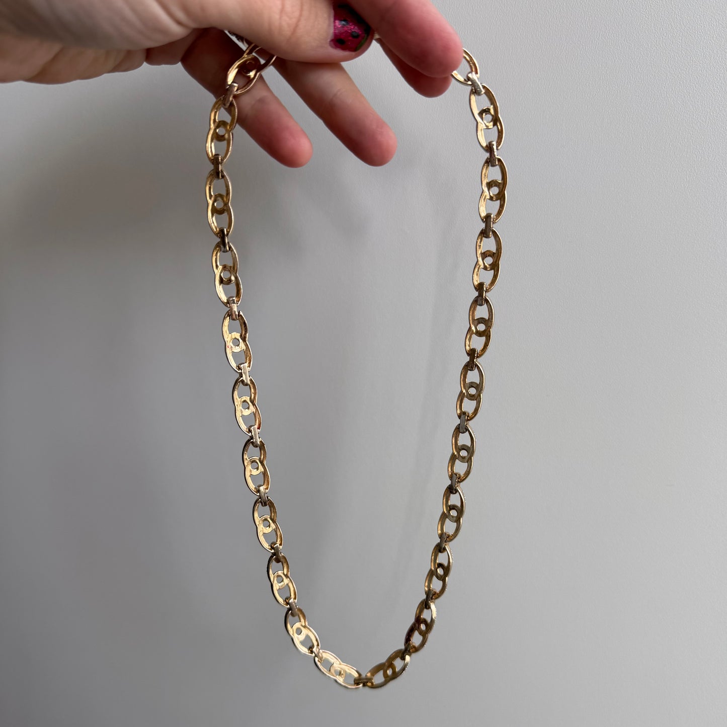 P R E - L O V E D // overlapping links / sterling silver with gold plating / tennis necklace style / 18.25", 30g