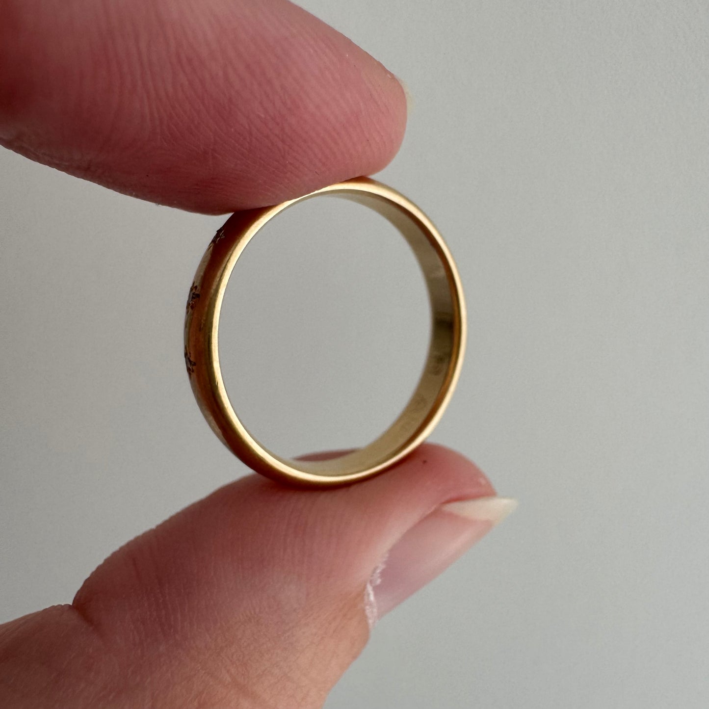 reimagined V I N T A G E // star story / 14k band with three new star-set diamonds / size 6.25