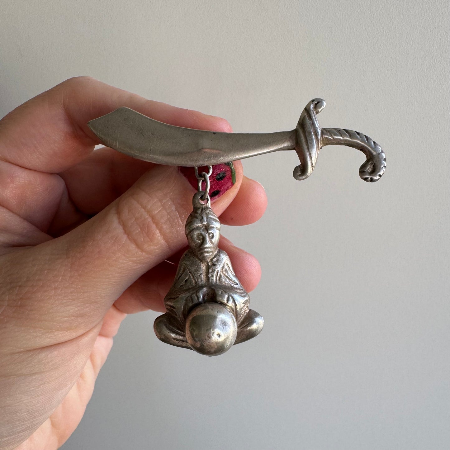 V I N T A G E // travel sized fortune teller / sterling silver scimitar and fortune teller / a brooch