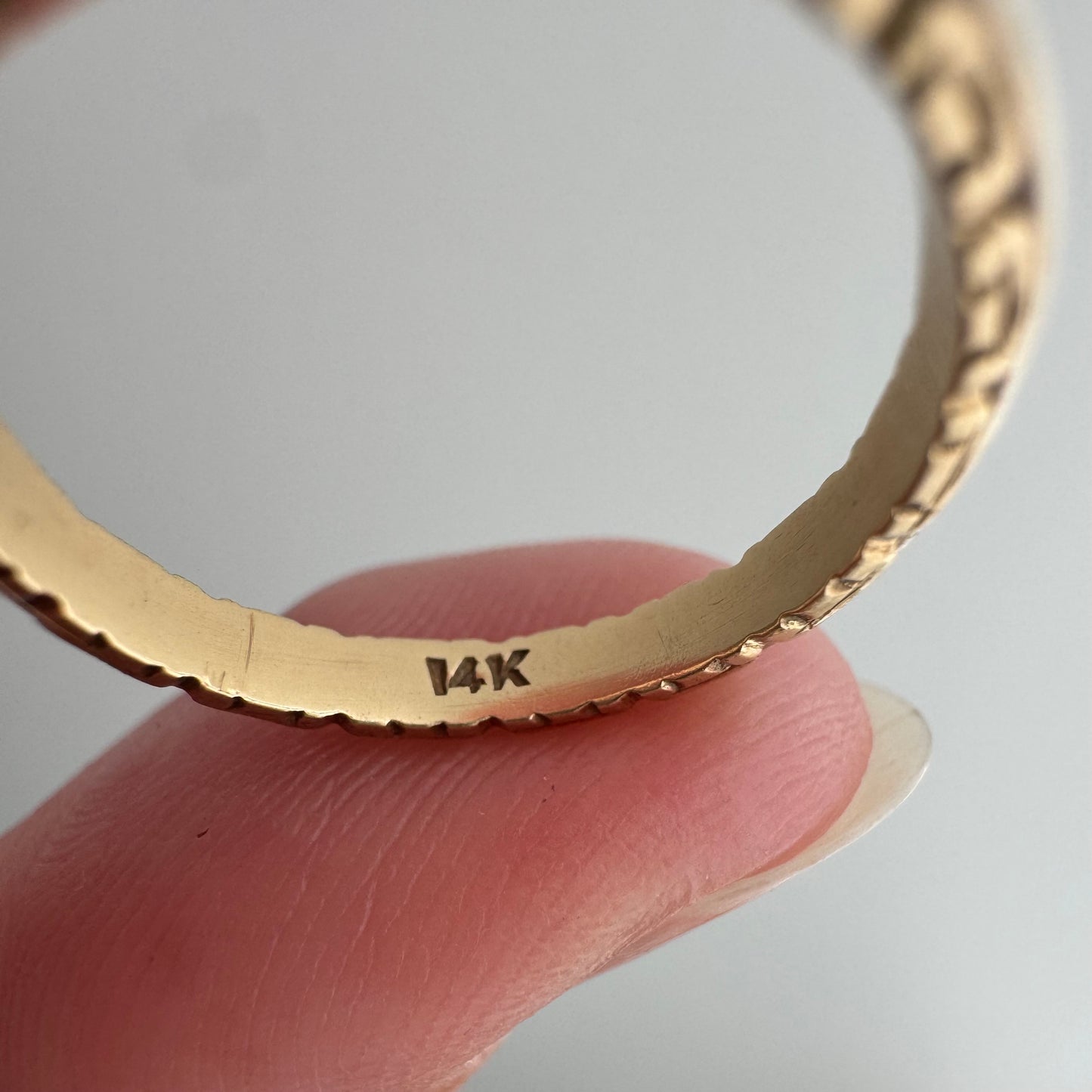 A N T I Q U E // art deco spaceship / 14k yellow and white gold patterned eternity band / size 5