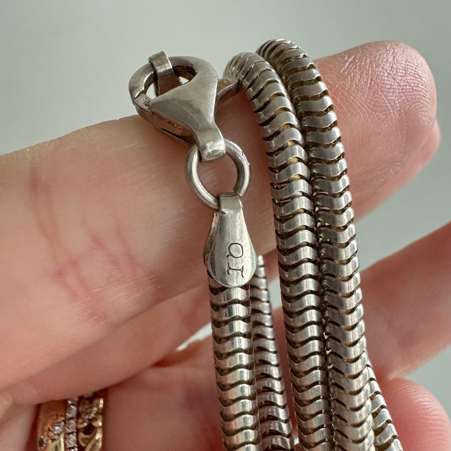 V I N T A G E // longest snake / sterling silver slinky round snake chain / 30", 25g