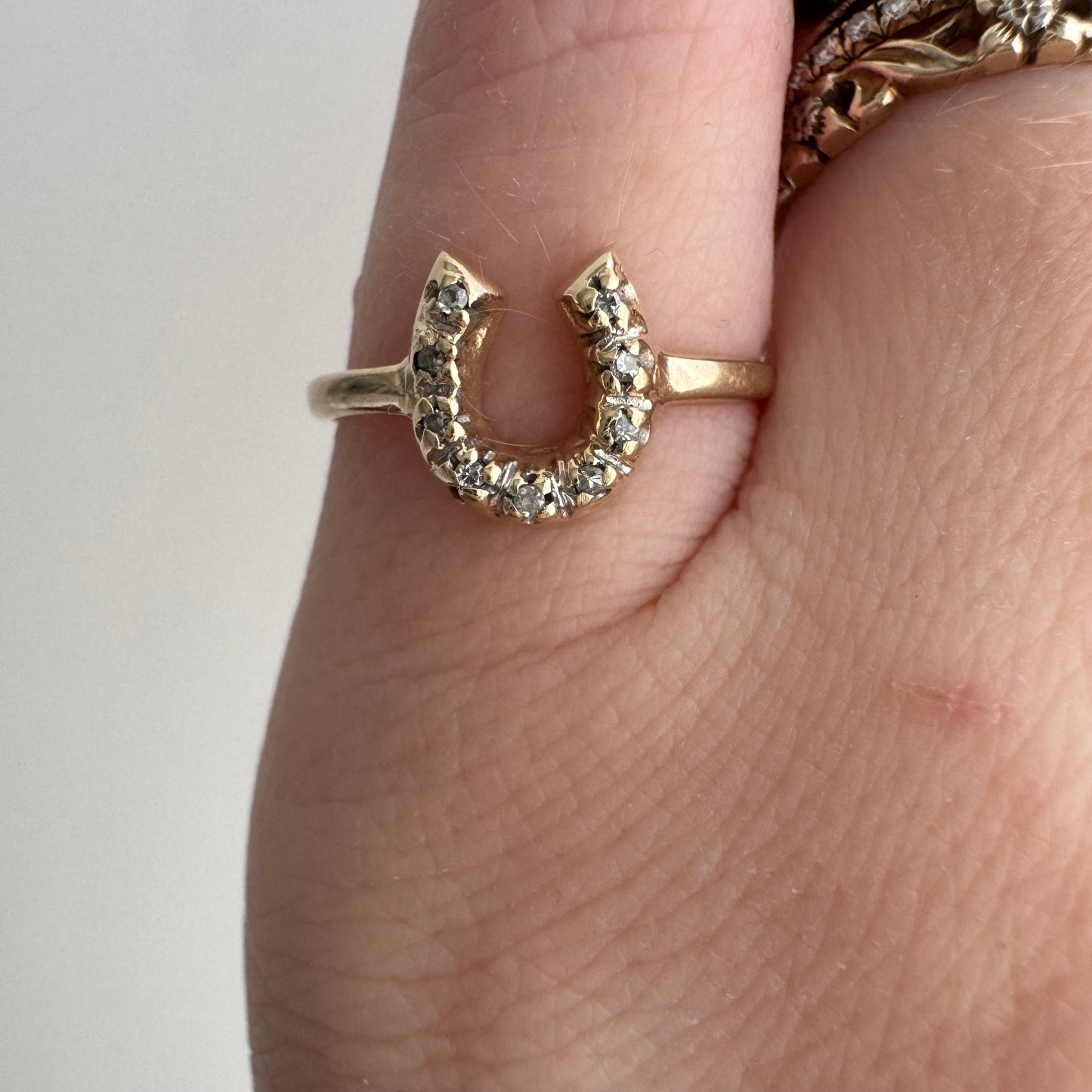 V I N T A G E // full of luck / 10k yellow gold horseshoe ring with diamonds / almost size 4.5