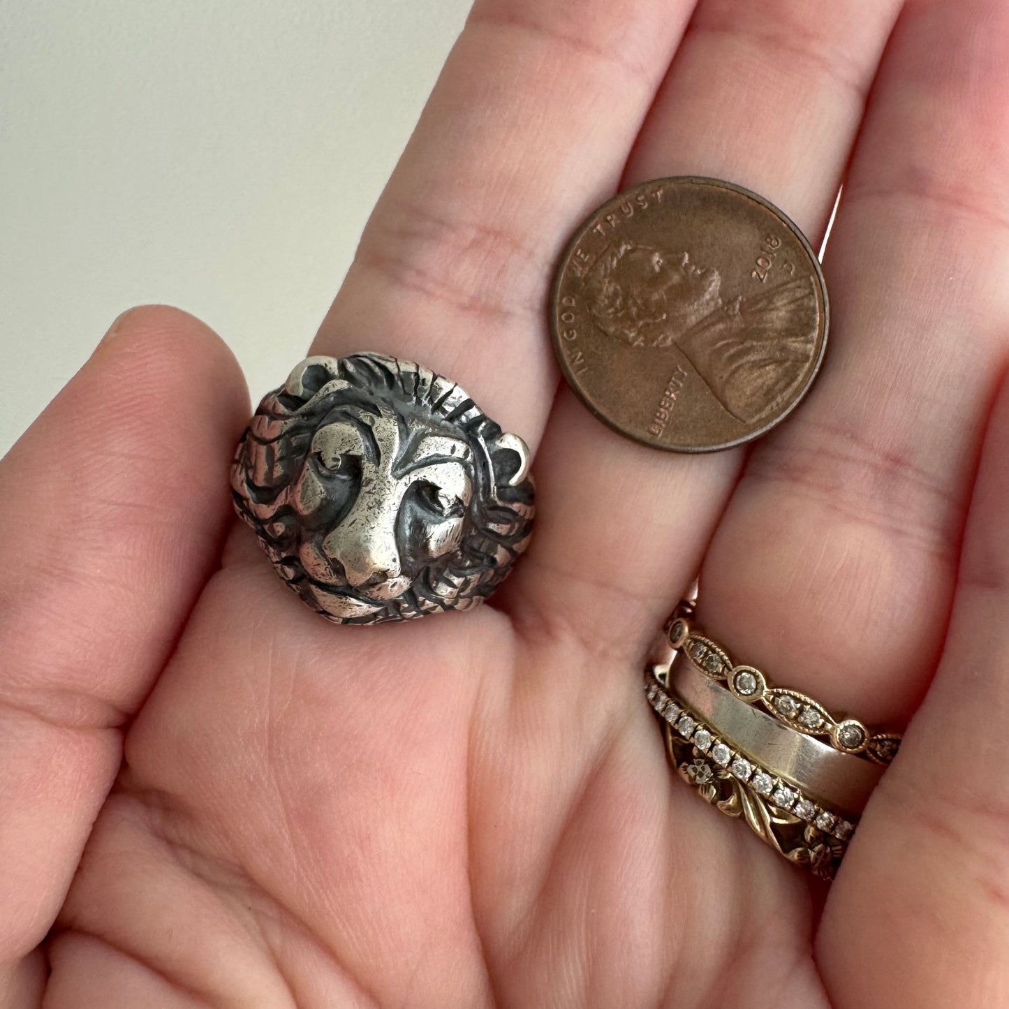 V I N T A G E // knowingness / sterling silver lion face ring / size 6.75+