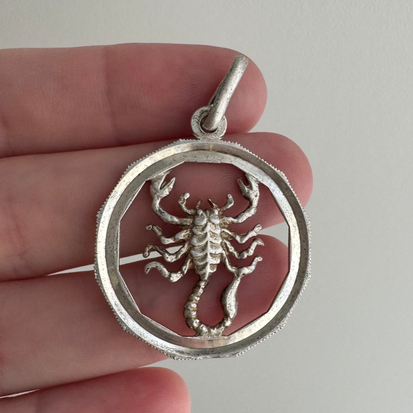 V I N T A G E // the scorpion / sterling silver framed 3D scorpio / a pendant