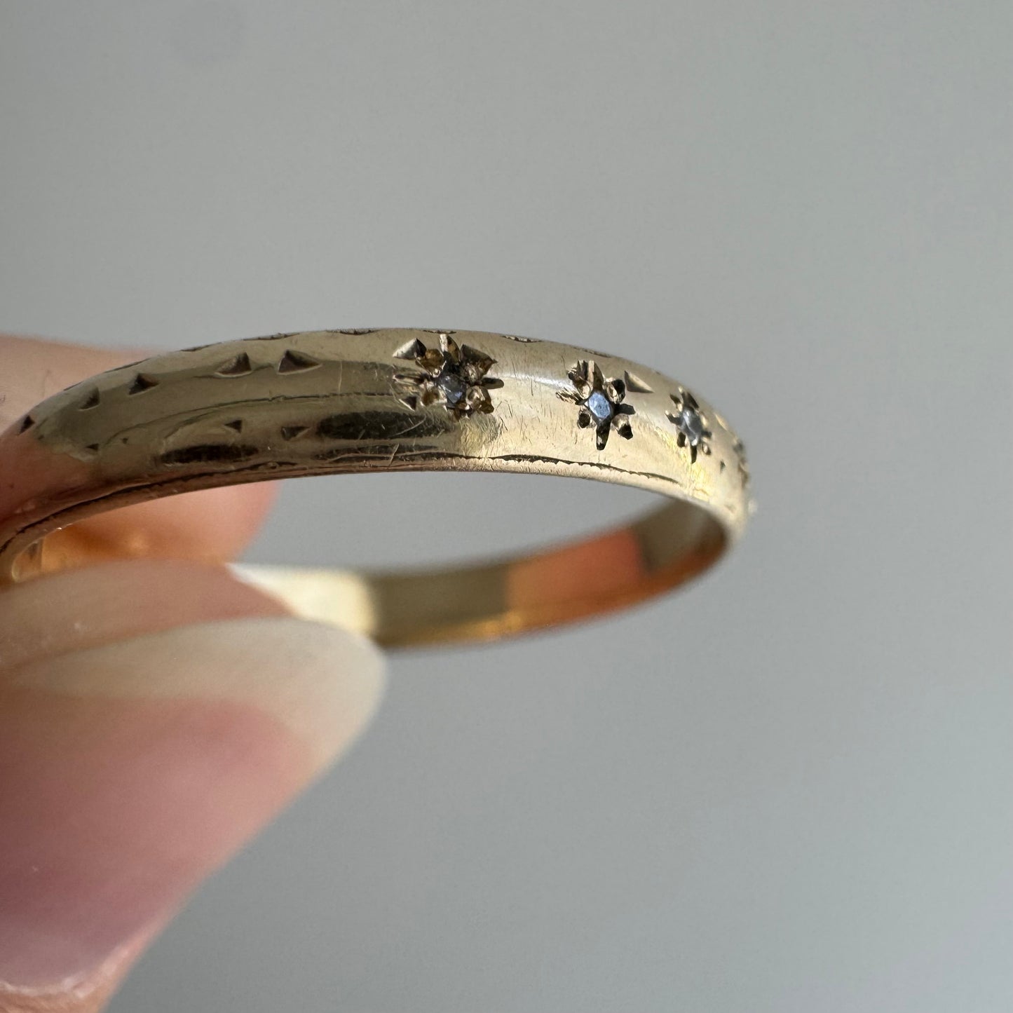 reimagined V I N T A G E // star story / 14k faded patterned band with seven new star-set diamonds / size 8.5