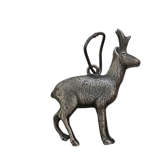 V I N T A G E // like a deer / sterling silver 3D deer-like animal / a pendant