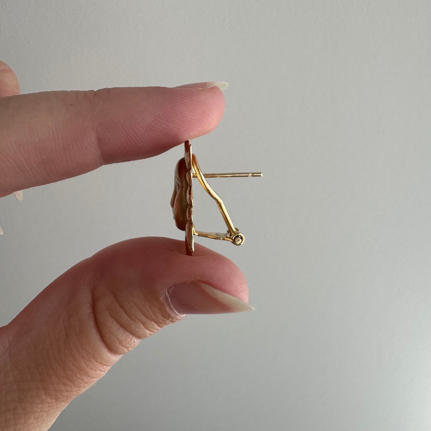 V I N T A G E // the star above / 14k latch back sun face post earrings