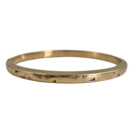 V I N T A G E // fading patterns / 14k yellow gold skinny pipe cut patterned band / size 7.75