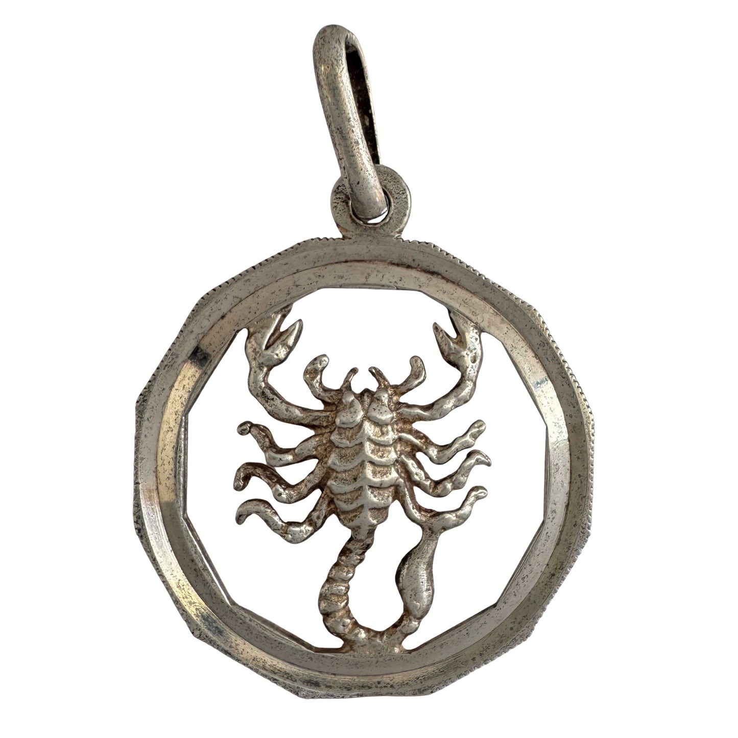 V I N T A G E // the scorpion / sterling silver framed 3D scorpio / a pendant