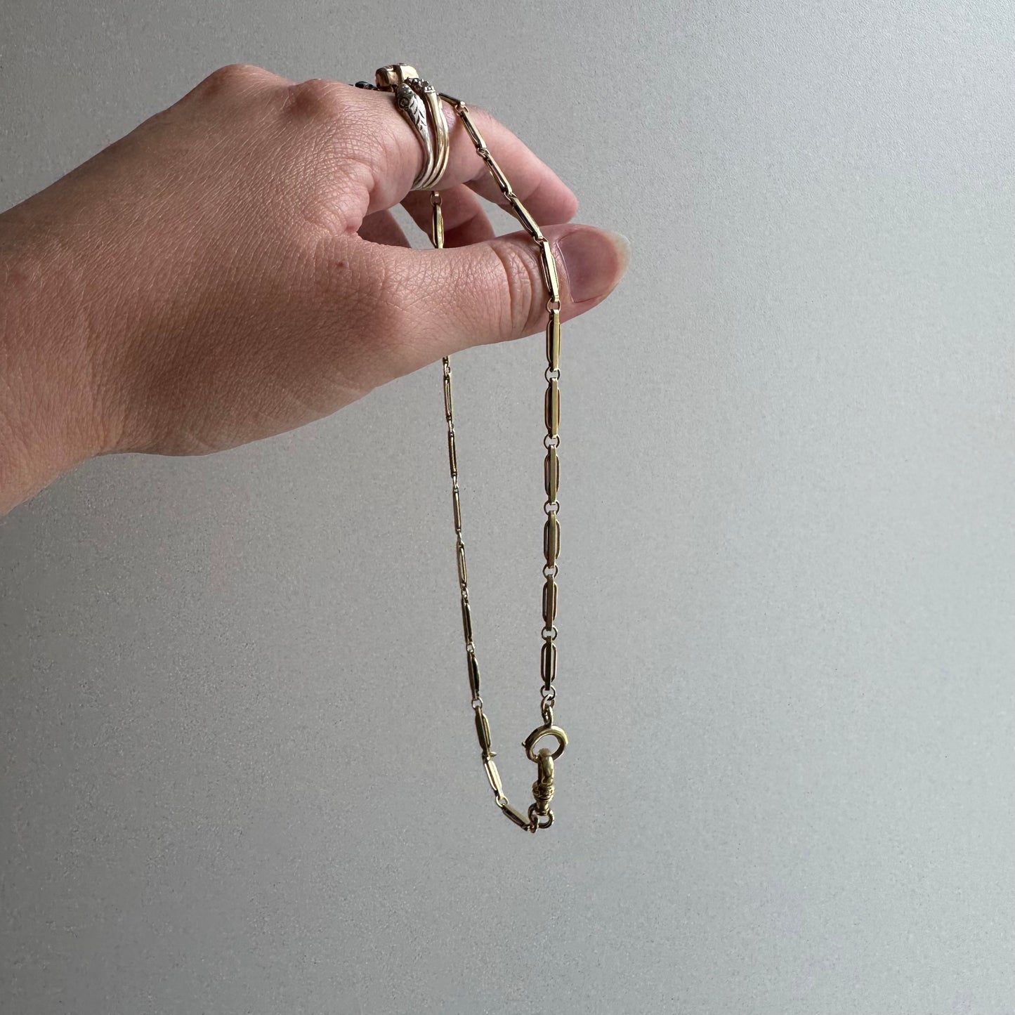 A N T I Q U E // blue hue / 14k yellow gold flat fancy link pocket watch chain / 13.5", 9.1g