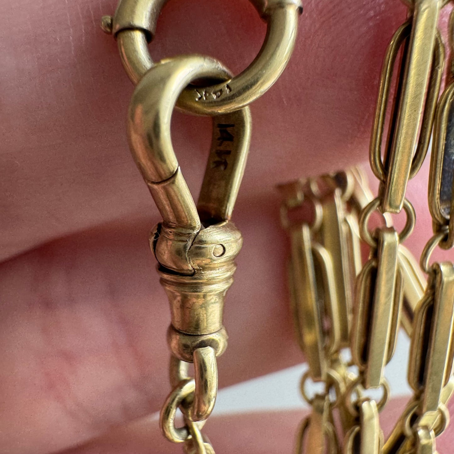 A N T I Q U E // blue hue / 14k yellow gold flat fancy link pocket watch chain / 13.5", 9.1g