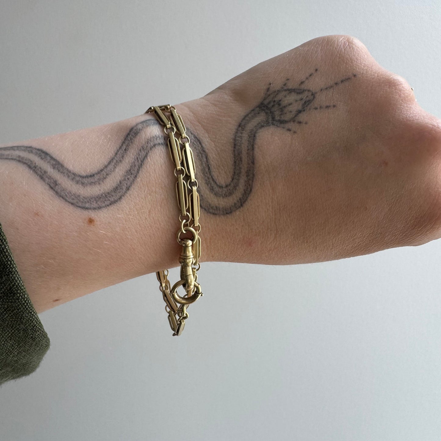 A N T I Q U E // blue hue / 14k yellow gold flat fancy link pocket watch chain / 13.5", 9.1g