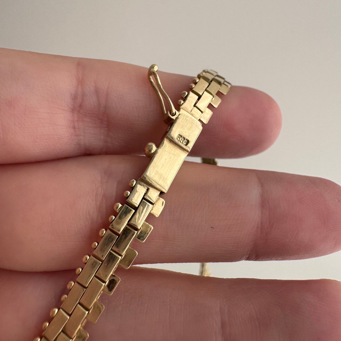 V I N T A G E // 1970s fringe / 14k yellow gold graduated fringe collar necklace, ~16.75", 44.3g(!)