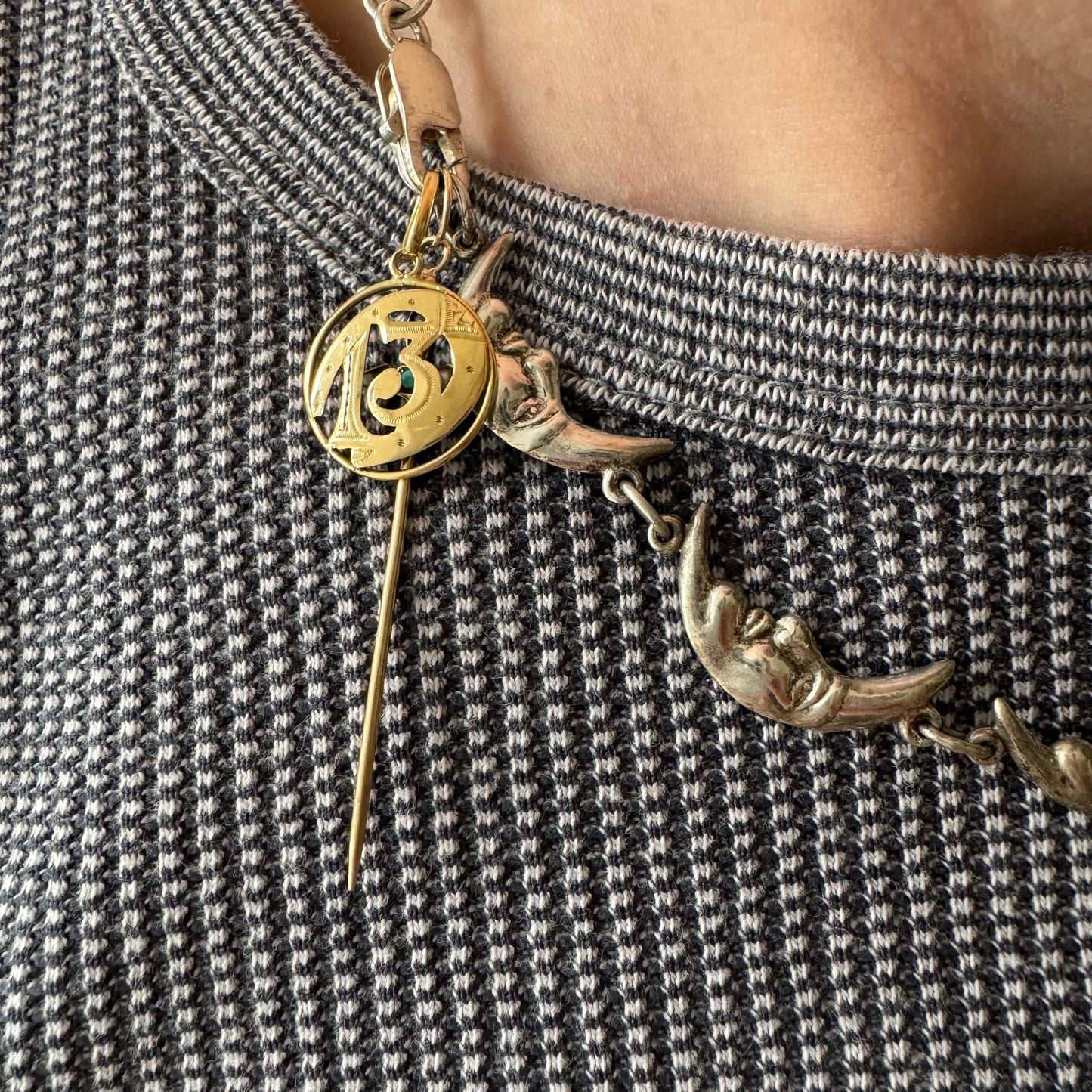 A N T I Q U E // lucky 13 / 18k yellow gold antique 13 and horseshoe / a pendant