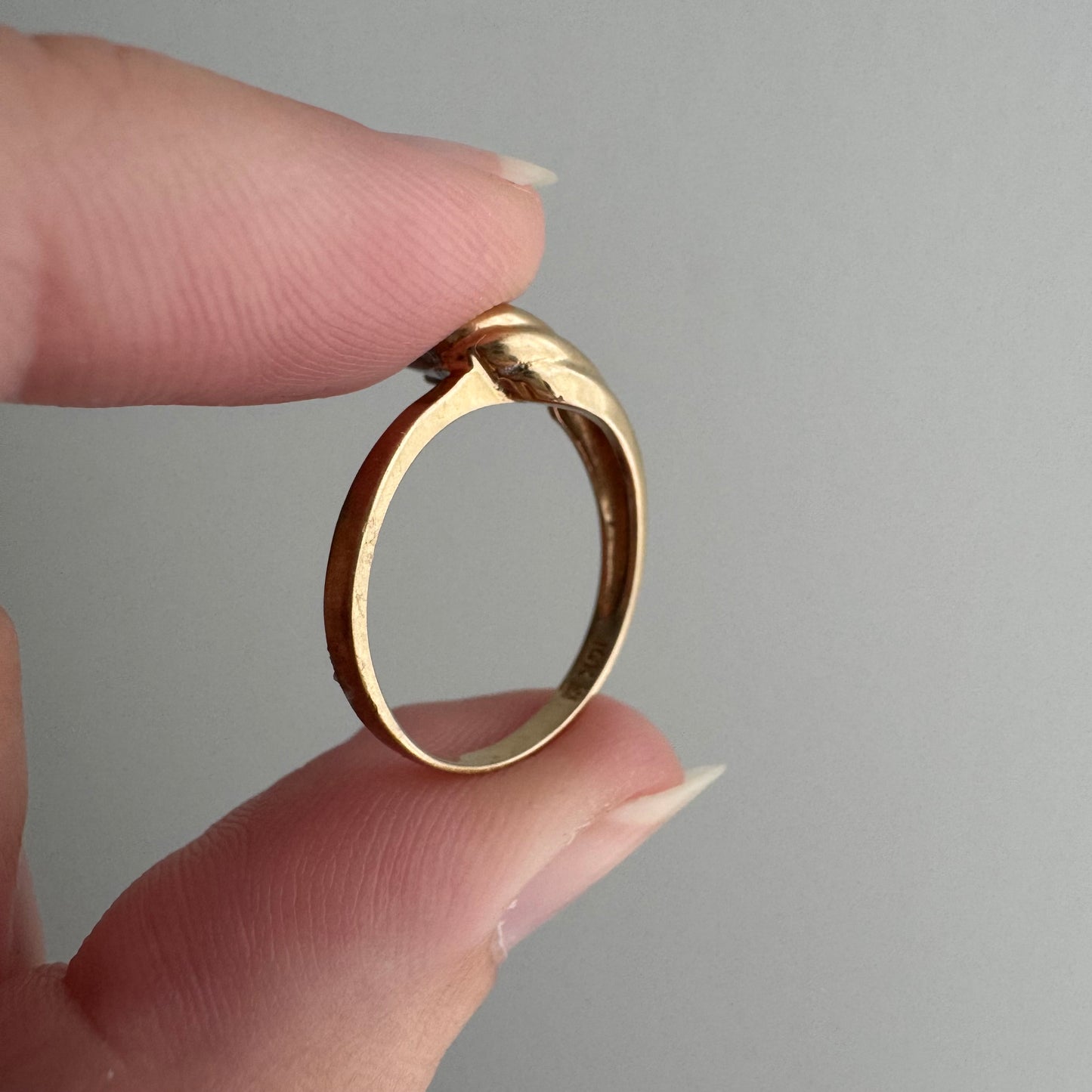 V I N T A G E // swan stacker / 10k yellow and white gold fancy stacker with melee diamonds / size 4.75