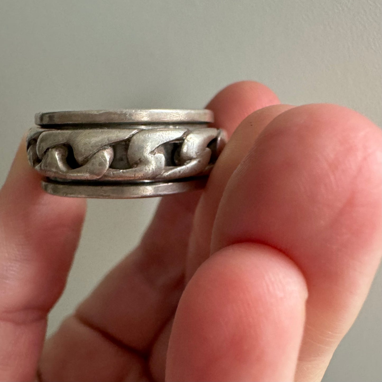 V I N T A G E // fidgety curb / sterling silver curb chain spinner ring / size 9.5-ish