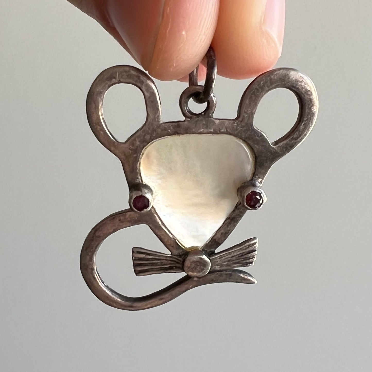 V I N T A G E // magnificent mouse / sterling silver mouse with mother of pearl and garnets / a pendant