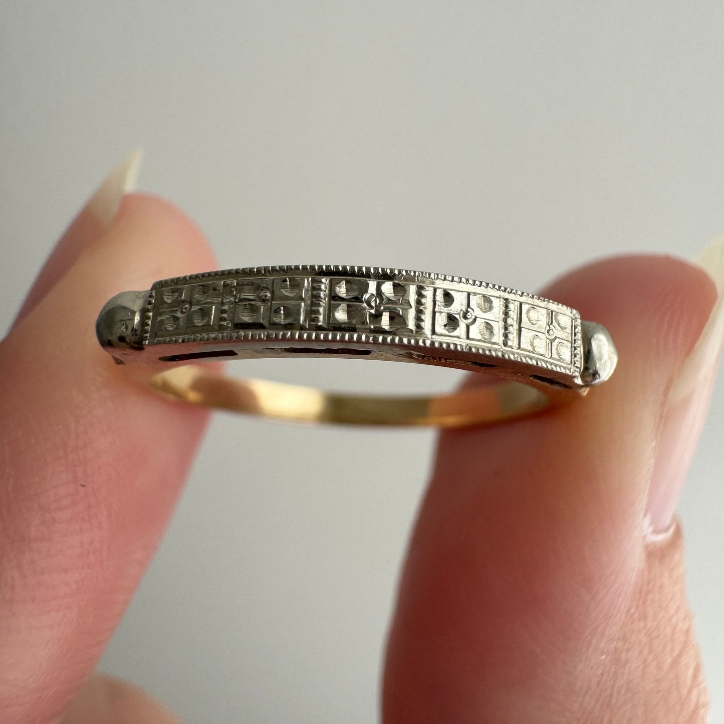 V I N T A G E // five blooms / 14k yellow and white gold embossed band / size 5.75+