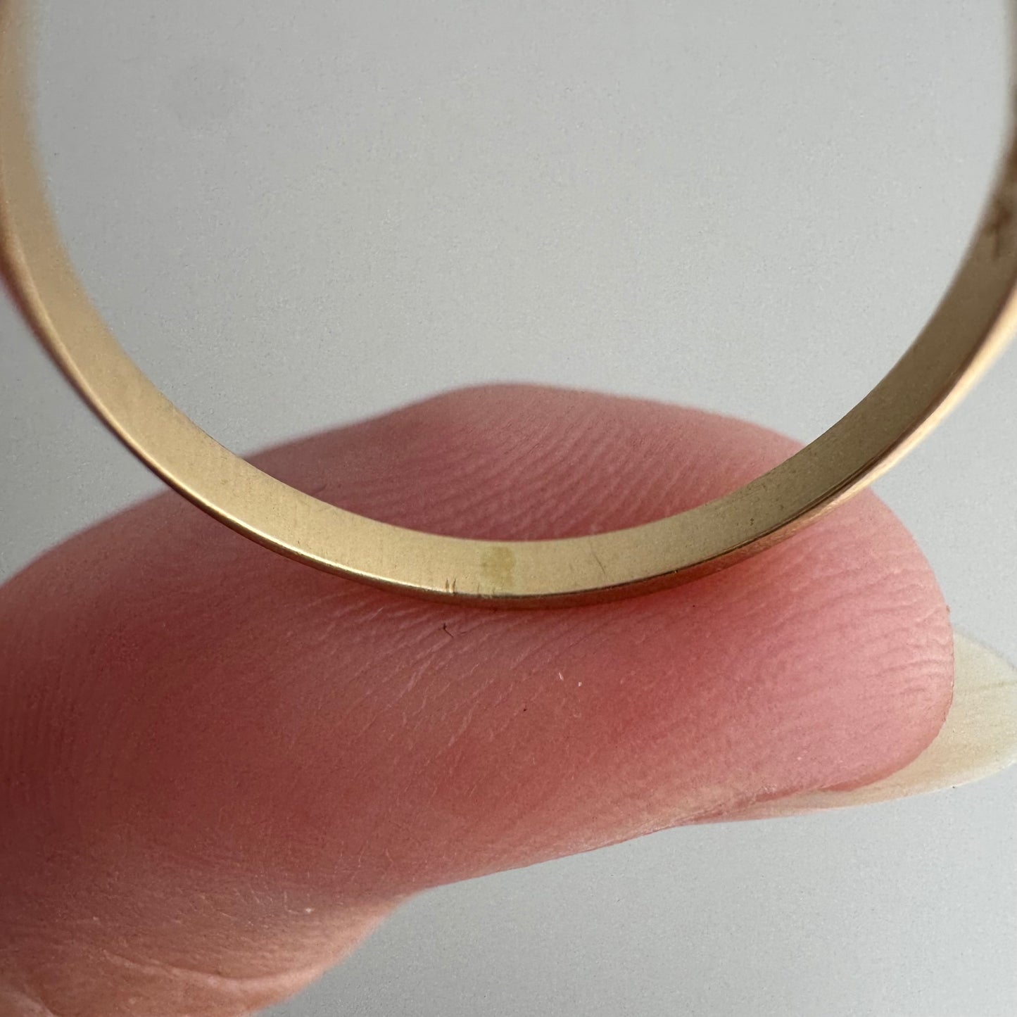 V I N T A G E // five blooms / 14k yellow and white gold embossed band / size 5.75+