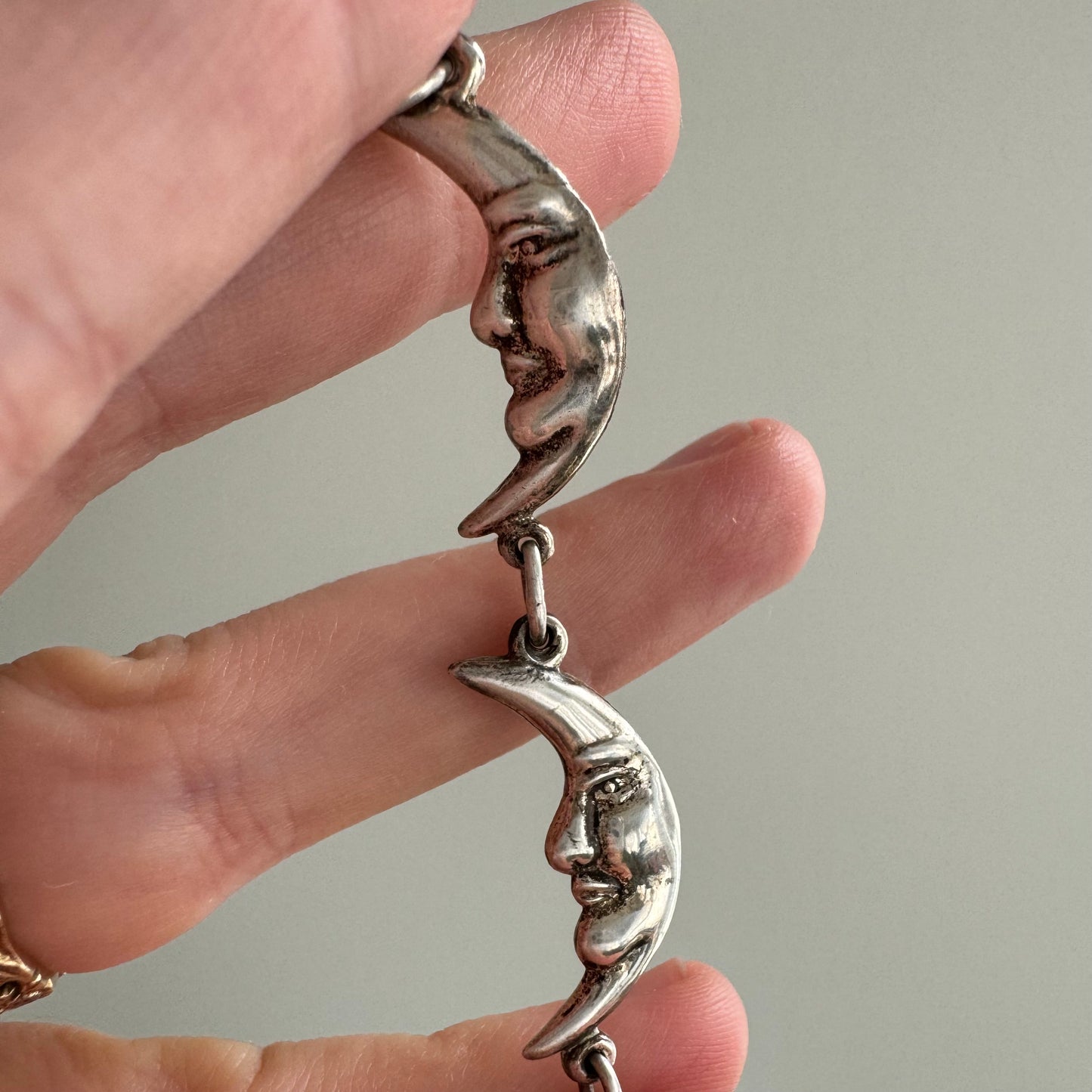 V I N T A G E // many moons / sterling silver crescent moon face link bracelet / 7.5", 8.9g