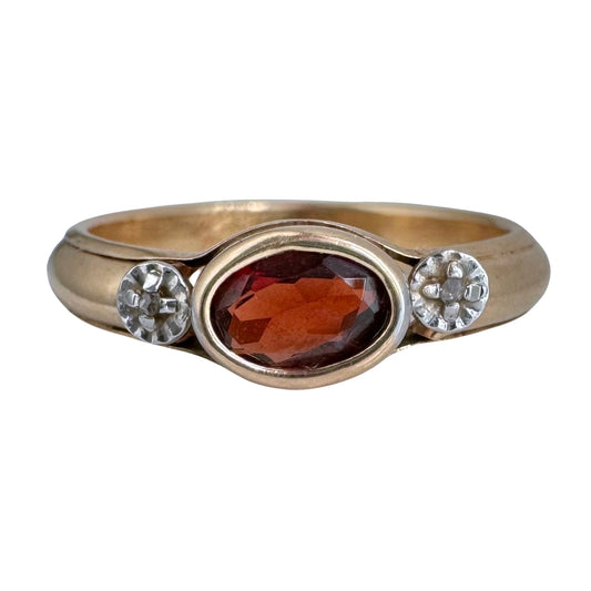 V I N T A G E // dynamic donut / 10k yellow gold and garnet ring with diamond accents / size 5.75 to 6