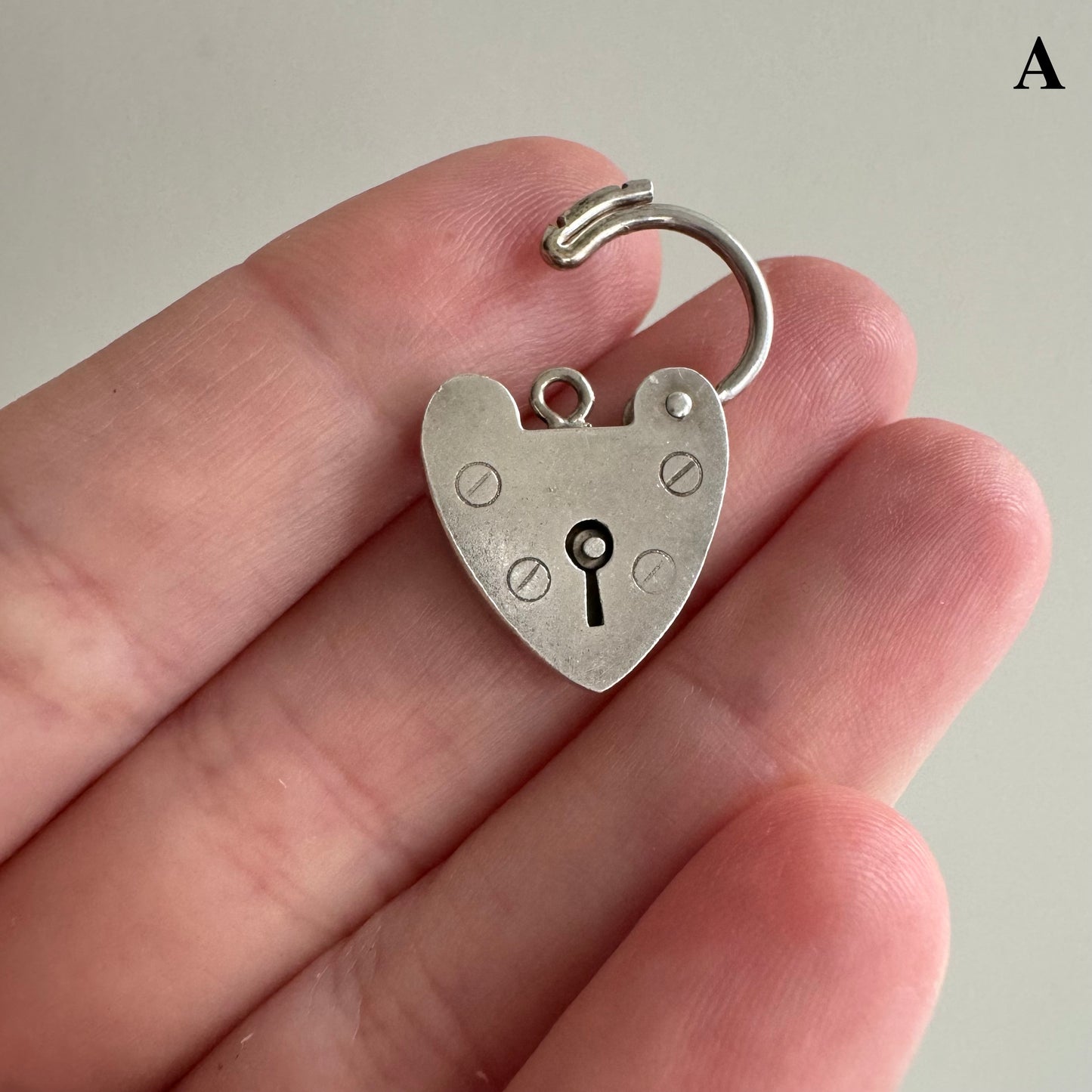 V I N T A G E // functional love / sterling silver heart padlock / a charm or clasp / 20-21mm