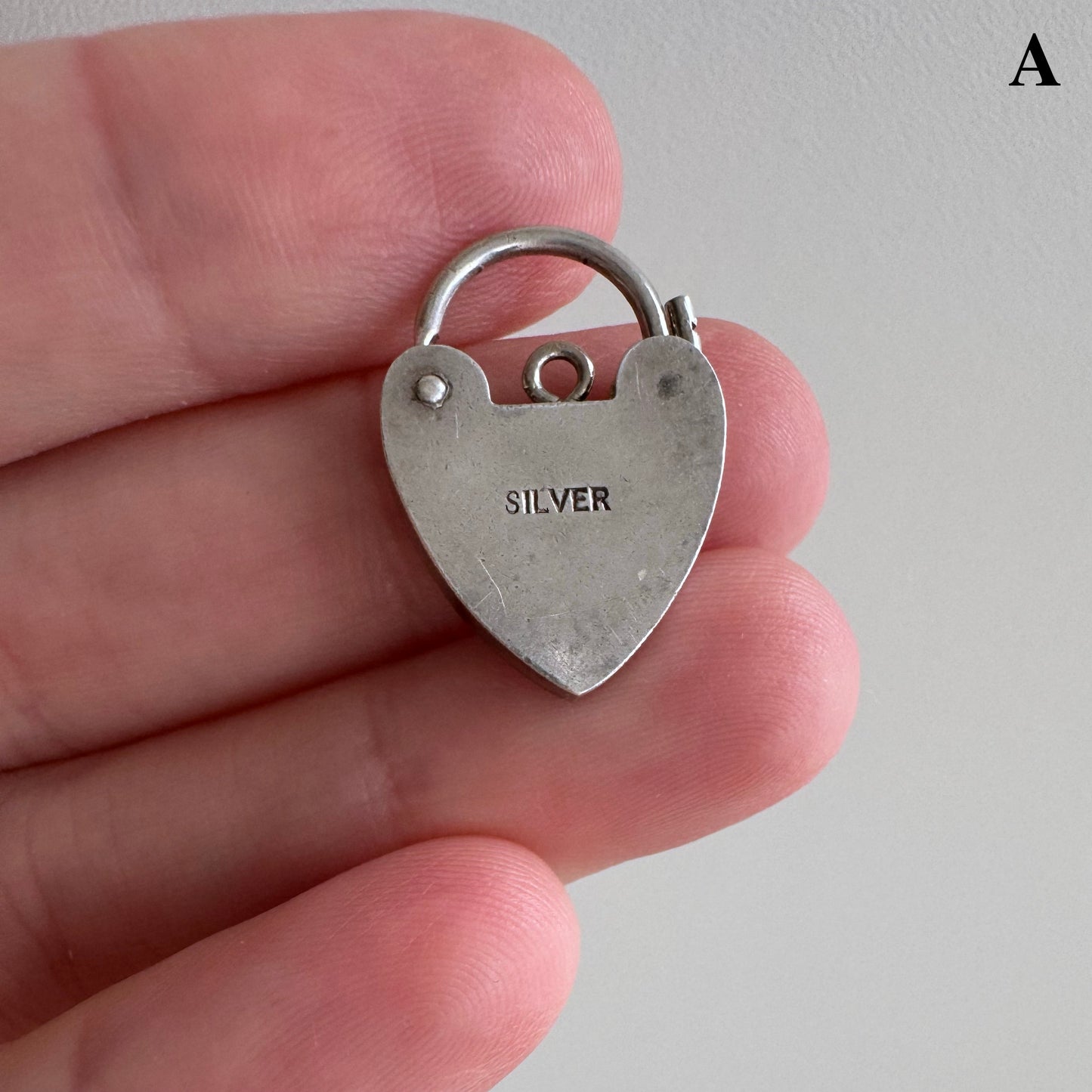 V I N T A G E // functional love / sterling silver heart padlock / a charm or clasp / 20-21mm