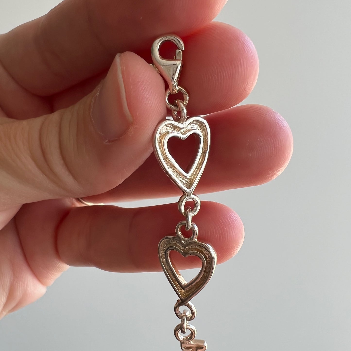 P R E - L O V E D // LOVE / sterling silver hearts and LOVE link bracelet / 7.5"