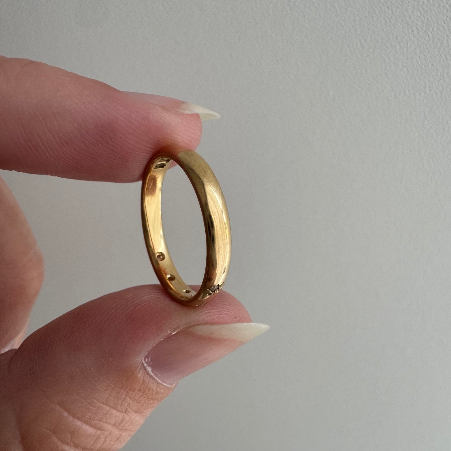 reimagined A N T I Q U E // star story / 18k plump band with five new star-set diamonds / size 4+