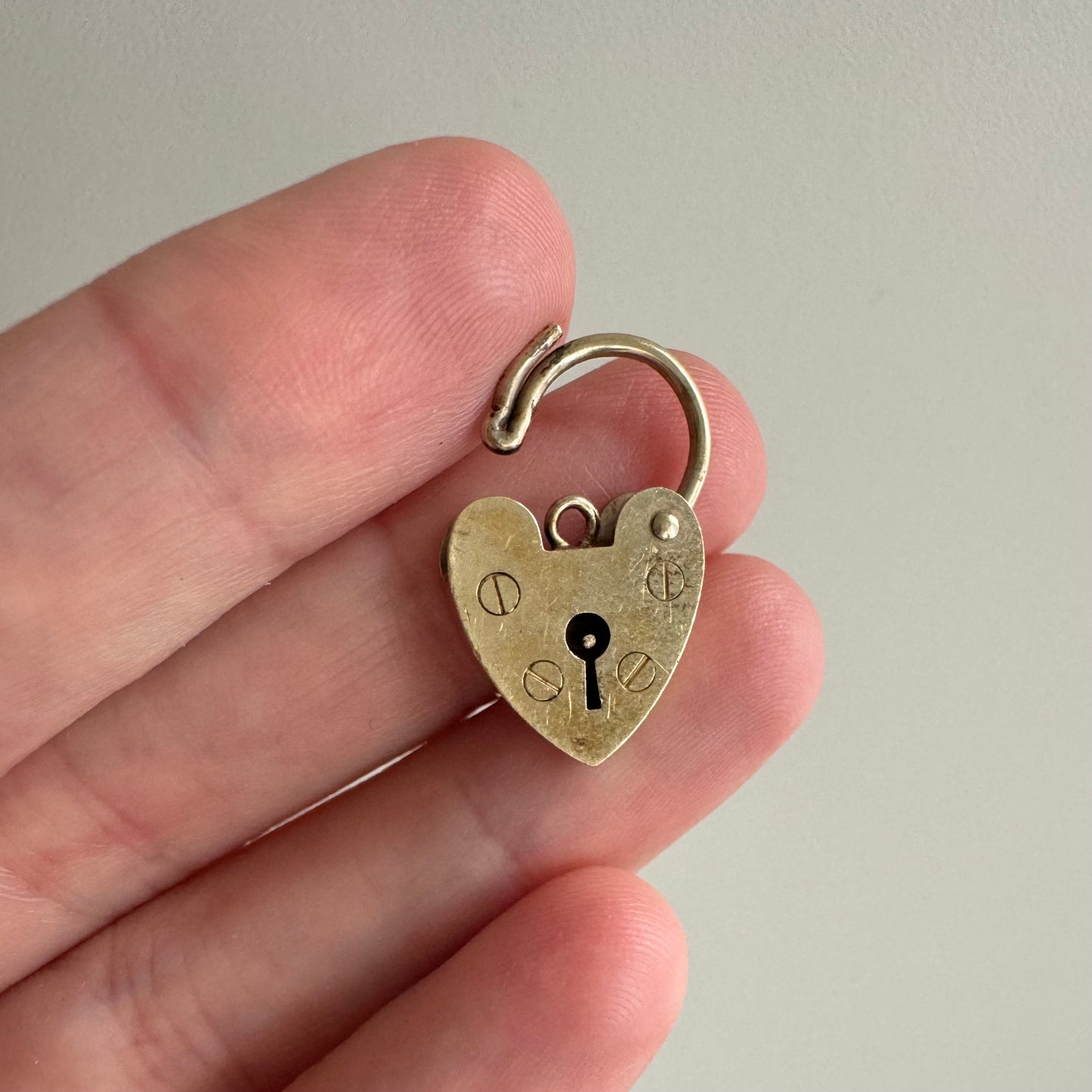 V I N T A G E // functional love / sterling silver heart padlock / a charm or clasp / 16-19mm