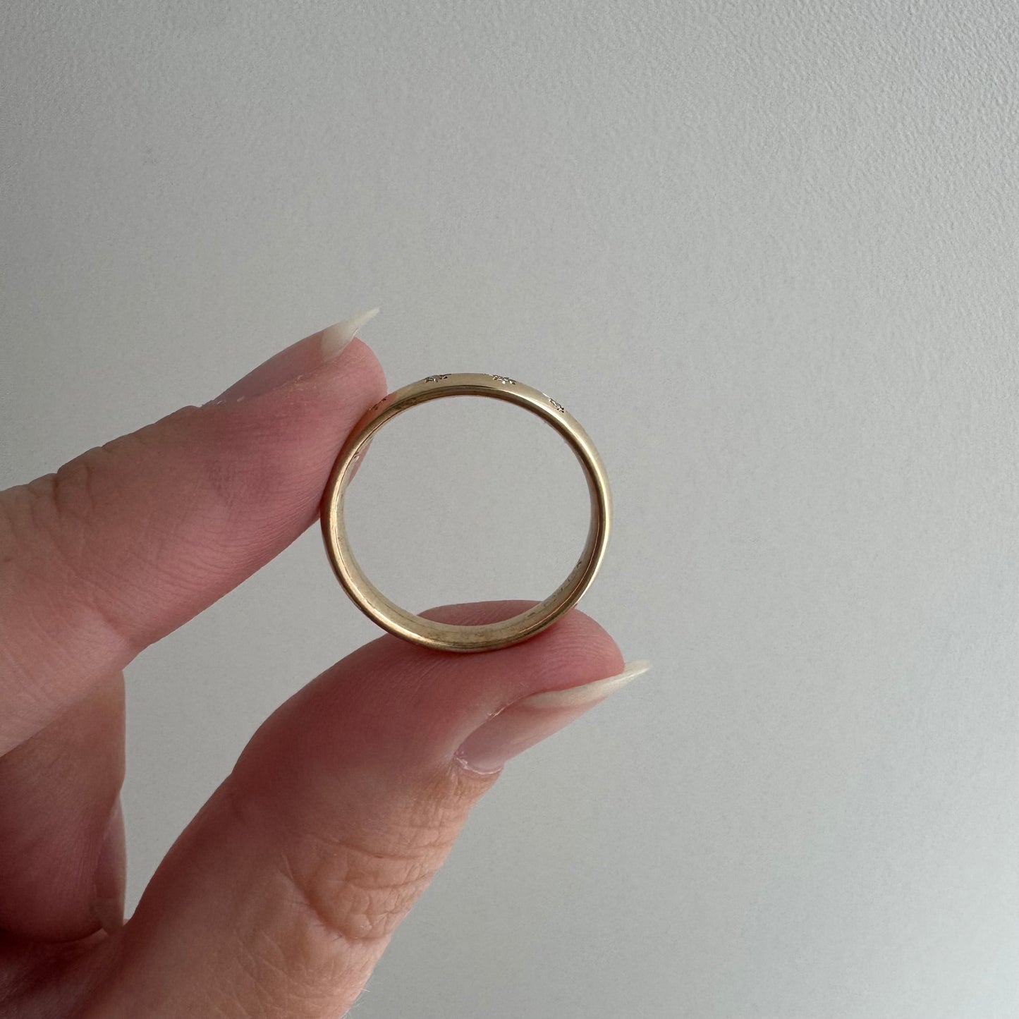 reimagined V I N T A G E // star story / 14k comfort fit band with five new star-set diamonds / size 5.25