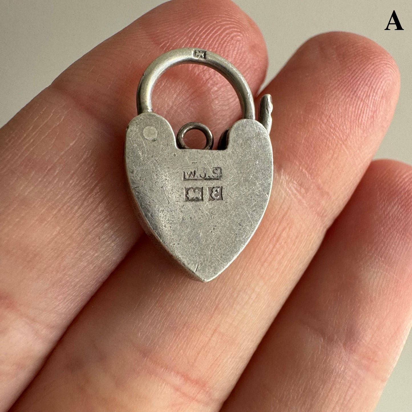 V I N T A G E // functional love / sterling silver heart padlock / a charm or clasp / 17-19mm