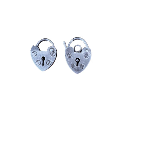 V I N T A G E // functional love / sterling silver heart padlock / a charm or clasp / 12-14mm