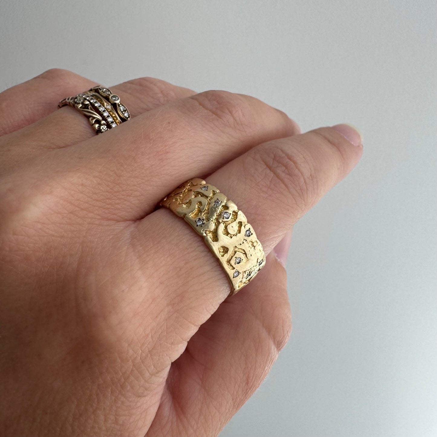 reimagined V I N T A G E // star story / 14k wide nugget band with 23 new star-set diamonds / size 9ish