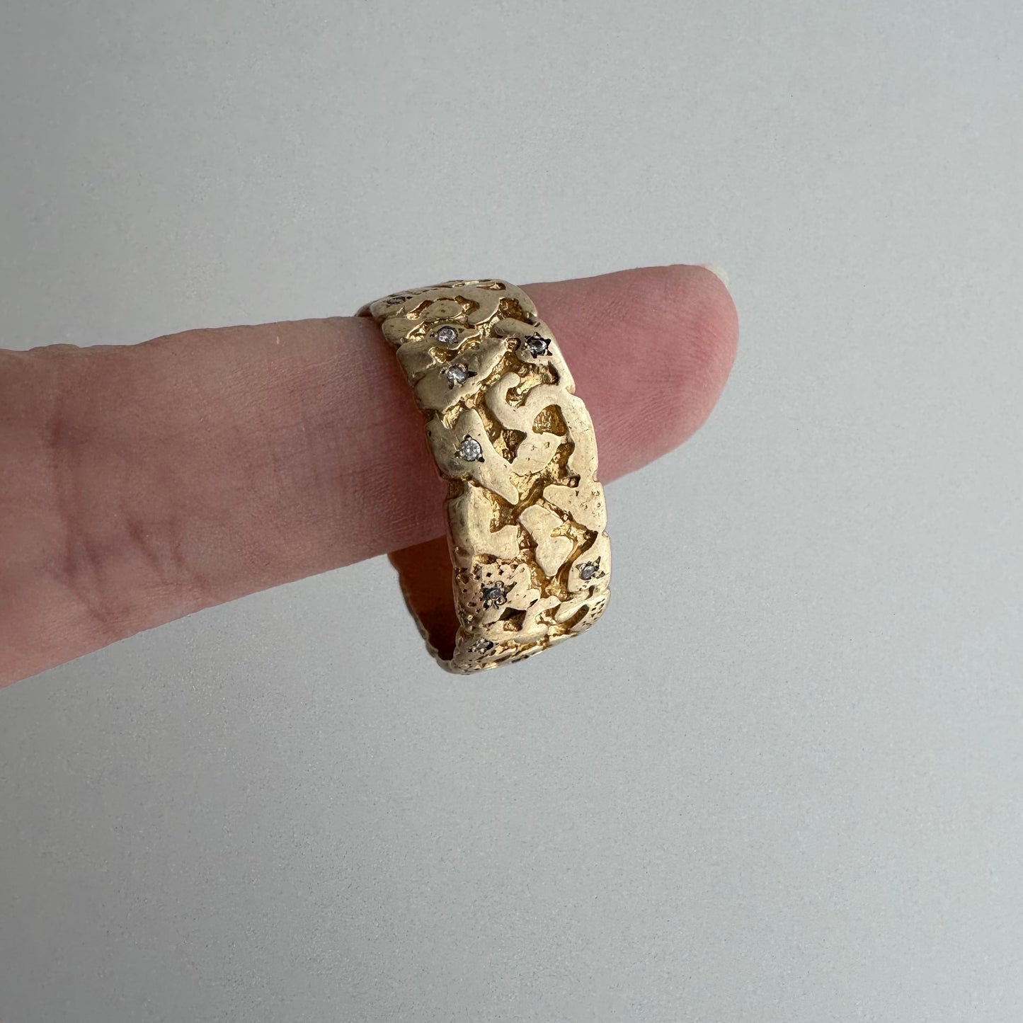 reimagined V I N T A G E // star story / 14k wide nugget band with 23 new star-set diamonds / size 9ish