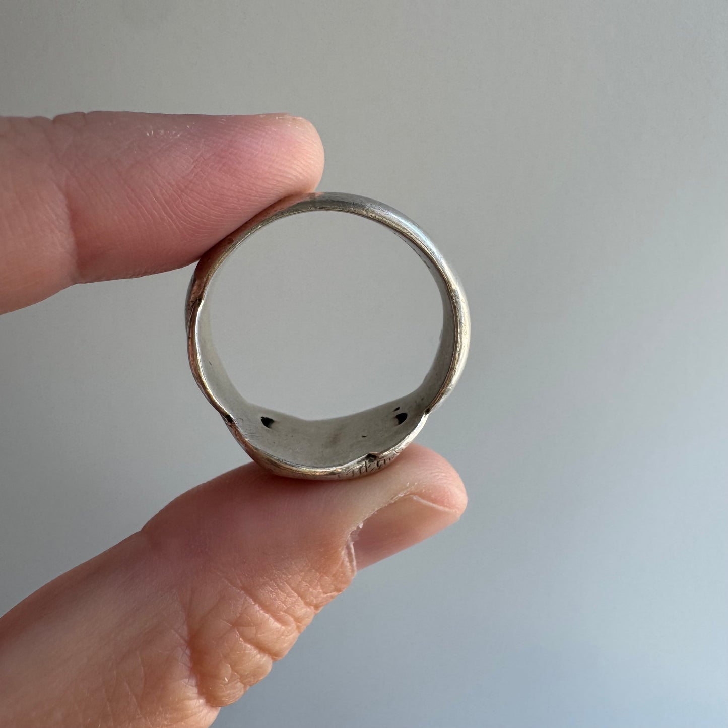 rehabbed V I N T A G E // slithering snakes / sterling silver and emerald double snake band by Uncas / size 9+